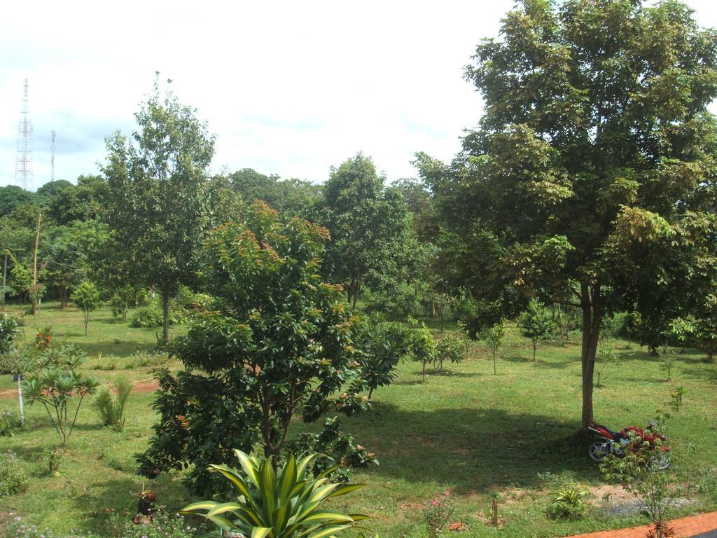 Green Plateau Lodge Banlung Exterior foto